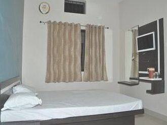 Risha Hotel, Chandrapur 2